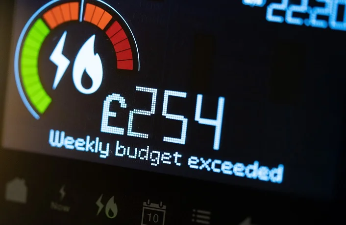 Smart Meter with Budget Exceeded Warning
