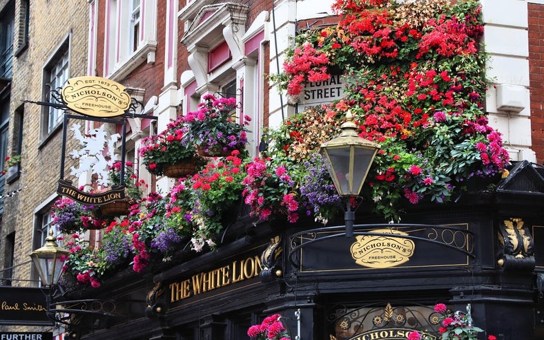 London pub (1)
