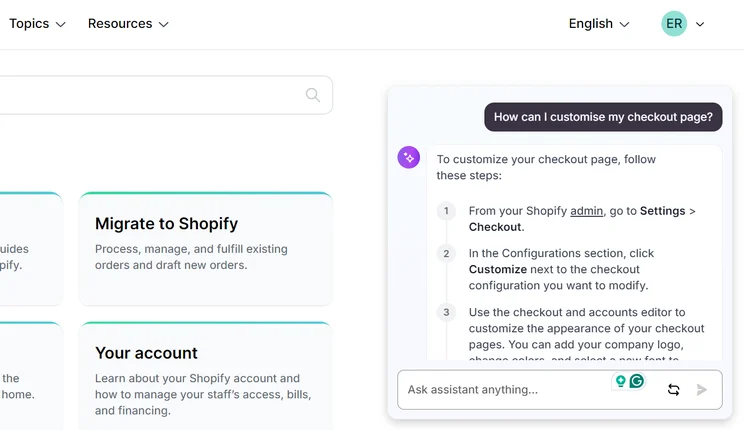 Shopify's live chat responding to my query about customising my checkout page