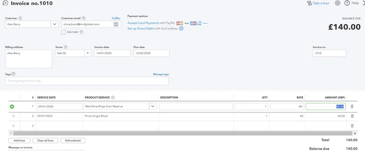 QuickBooks invoice creation screen with customer details and line items.