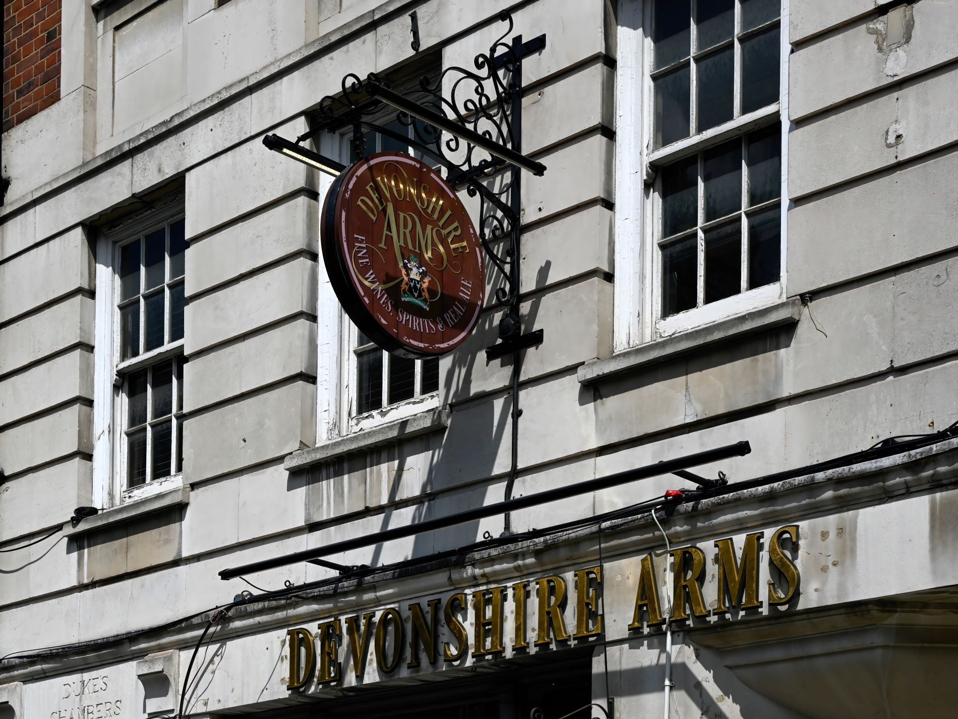 Heineken Groups Up With UK Pubs For After-Work Particular