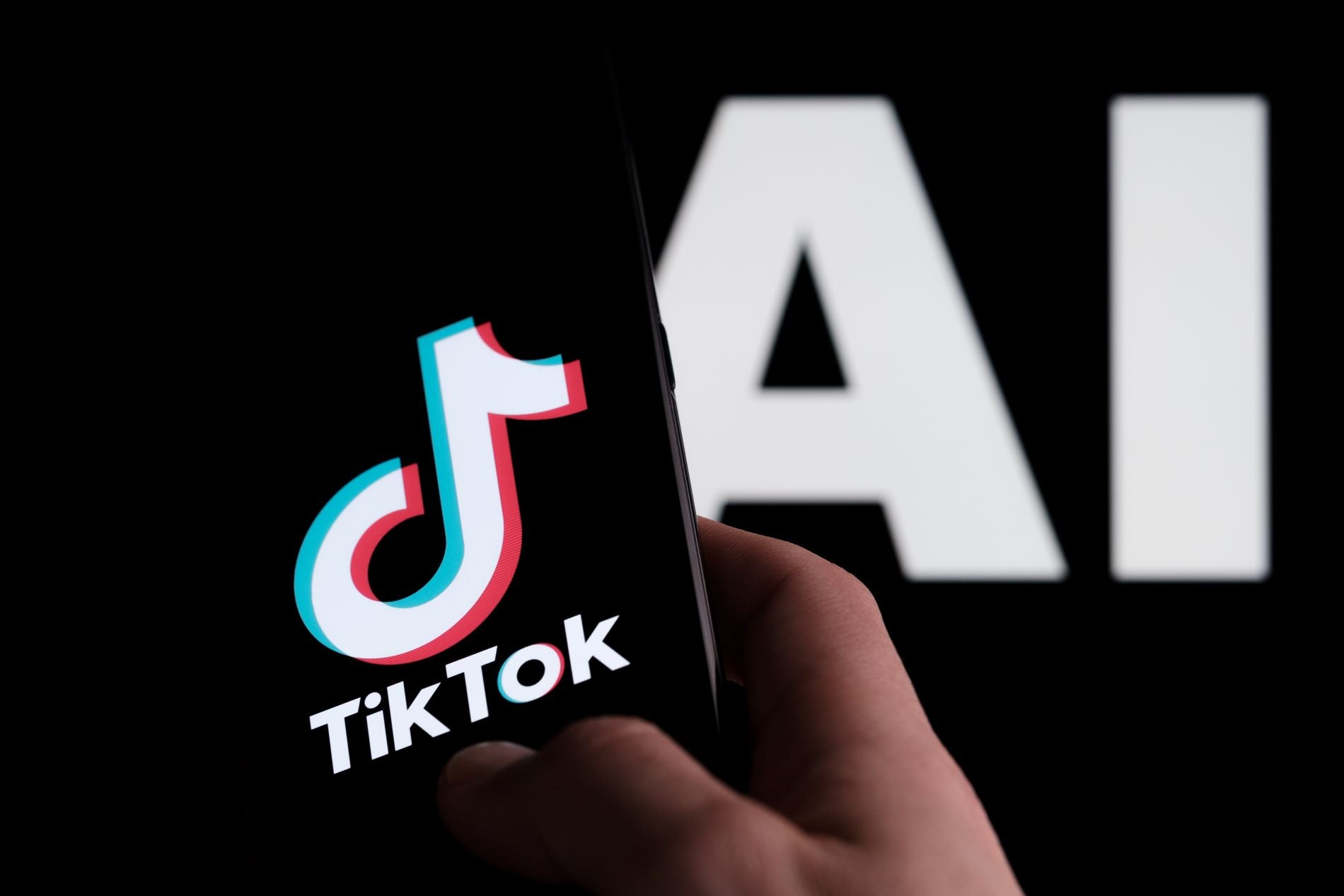 TikTok Releases AI Messaging Tool: How To Use It