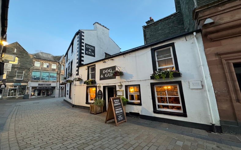 English pub