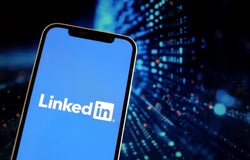 LinkedIn AI
