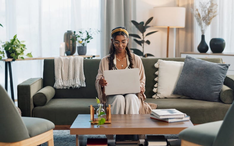 Reskilling for freelancers: how to stay ahead of AI and hold on to your clients